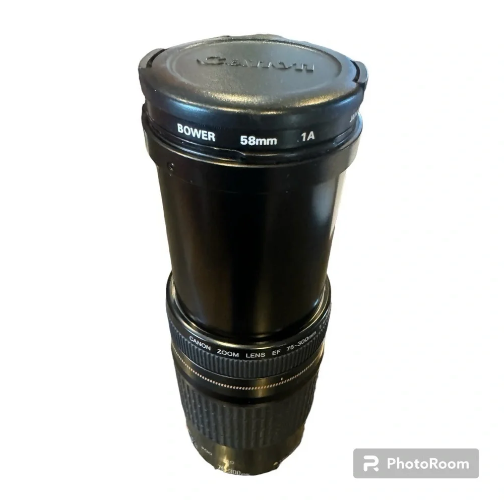 Cannon EF 75-300mm f/4-5.6 Ultasonic compact zoom lens with haze filter